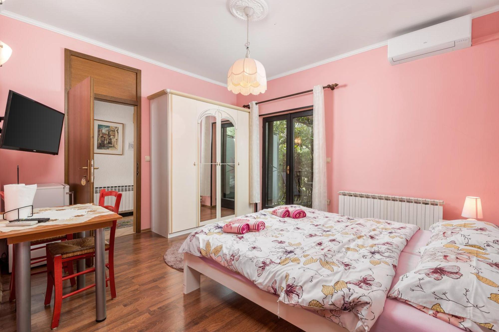 Camelia & Martina Apartments Opatija Bagian luar foto
